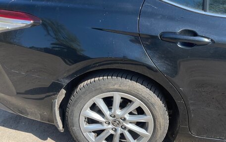 Toyota Camry, 2021 год, 2 500 000 рублей, 11 фотография
