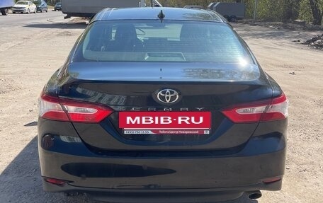 Toyota Camry, 2021 год, 2 500 000 рублей, 5 фотография