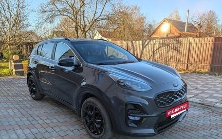 KIA Sportage IV рестайлинг, 2021 год, 3 080 000 рублей, 2 фотография
