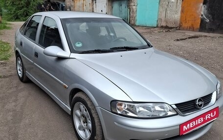 Opel Vectra B рестайлинг, 2000 год, 350 000 рублей, 9 фотография