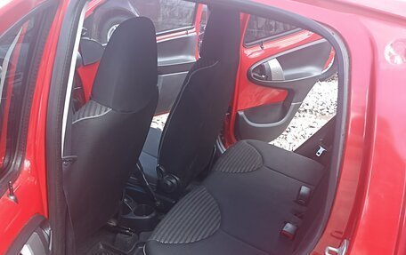 Peugeot 107 I рестайлинг, 2014 год, 600 000 рублей, 6 фотография