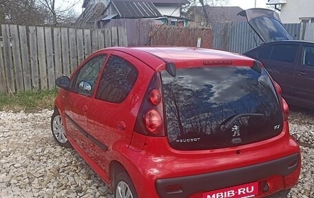 Peugeot 107 I рестайлинг, 2014 год, 600 000 рублей, 9 фотография