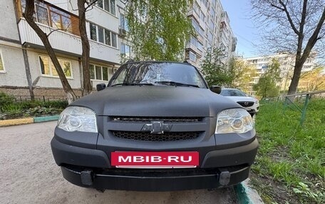 Chevrolet Niva I рестайлинг, 2009 год, 410 000 рублей, 2 фотография