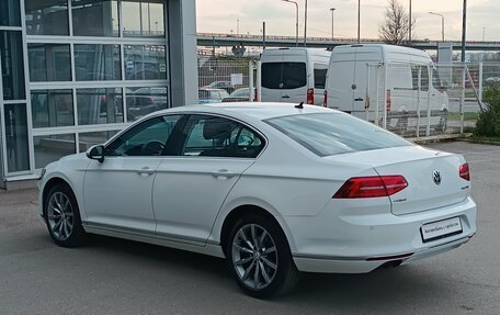 Volkswagen Passat B8 рестайлинг, 2016 год, 2 095 000 рублей, 6 фотография
