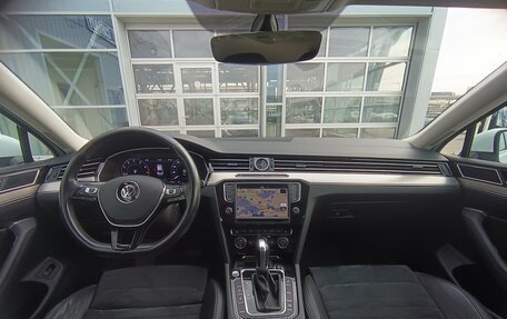 Volkswagen Passat B8 рестайлинг, 2016 год, 2 095 000 рублей, 14 фотография