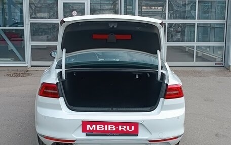 Volkswagen Passat B8 рестайлинг, 2016 год, 2 095 000 рублей, 9 фотография