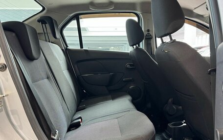 Renault Logan II, 2020 год, 1 075 000 рублей, 24 фотография