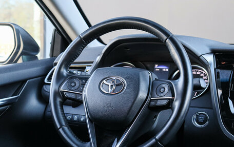 Toyota Camry, 2021 год, 3 450 000 рублей, 11 фотография