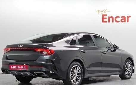 KIA K5, 2022 год, 1 660 000 рублей, 2 фотография
