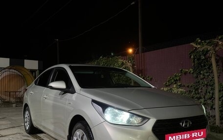 Hyundai Solaris II рестайлинг, 2019 год, 1 250 000 рублей, 10 фотография