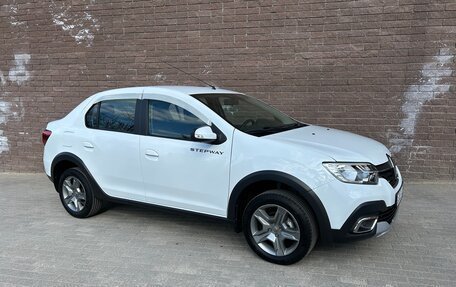 Renault Logan II, 2021 год, 1 385 000 рублей, 2 фотография