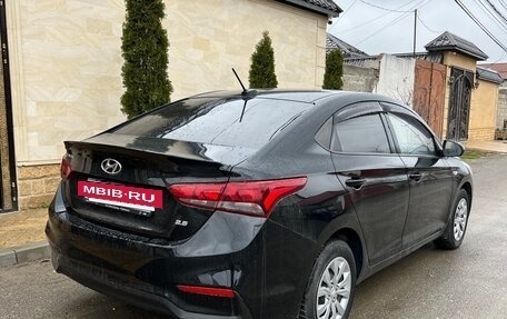 Hyundai Solaris II рестайлинг, 2019 год, 1 240 000 рублей, 2 фотография