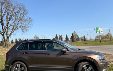 Volkswagen Tiguan II, 2017 год, 2 650 000 рублей, 4 фотография