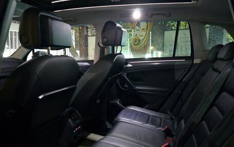 Volkswagen Tiguan II, 2017 год, 2 650 000 рублей, 12 фотография