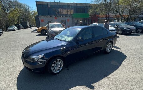 BMW 5 серия, 2004 год, 1 050 000 рублей, 18 фотография