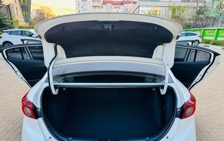 Mazda 3, 2014 год, 1 365 000 рублей, 29 фотография