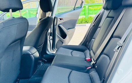 Mazda 3, 2014 год, 1 365 000 рублей, 28 фотография