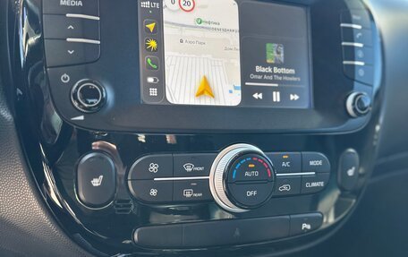 KIA Soul II рестайлинг, 2018 год, 1 840 000 рублей, 14 фотография