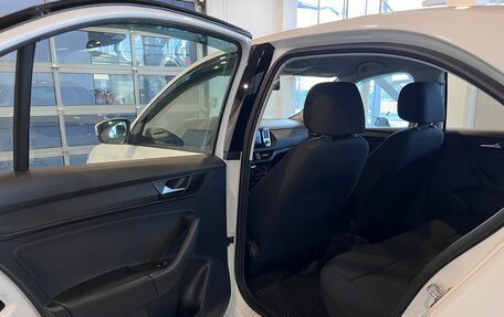 Volkswagen Polo VI (EU Market), 2021 год, 1 280 000 рублей, 23 фотография