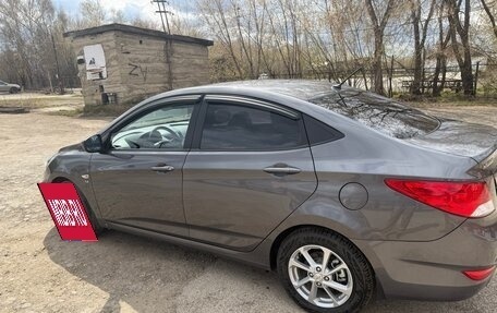 Hyundai Solaris II рестайлинг, 2012 год, 750 000 рублей, 6 фотография