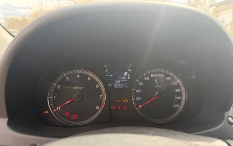 Hyundai Solaris II рестайлинг, 2012 год, 750 000 рублей, 9 фотография