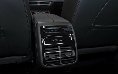 Volkswagen Tiguan, 2026 год, 4 850 000 рублей, 15 фотография