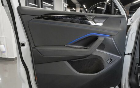 Volkswagen Tiguan, 2025 год, 4 650 000 рублей, 23 фотография