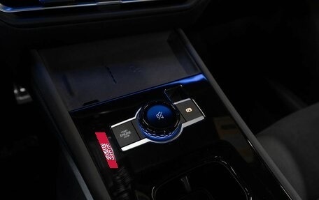 Volkswagen Tiguan, 2025 год, 4 650 000 рублей, 26 фотография