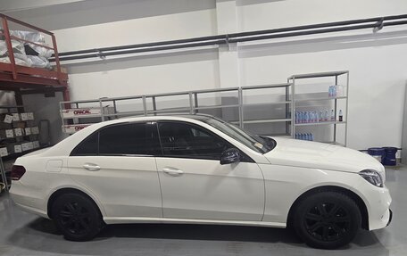 Mercedes-Benz E-Класс, 2013 год, 1 750 000 рублей, 13 фотография