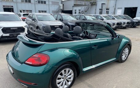 Volkswagen Beetle, 2017 год, 1 600 000 рублей, 14 фотография