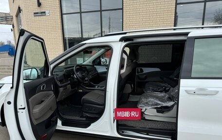 KIA Carnival, 2024 год, 5 900 000 рублей, 14 фотография