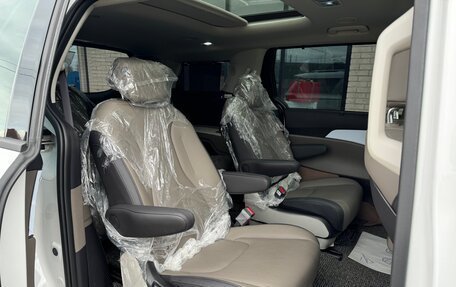 KIA Carnival, 2024 год, 5 900 000 рублей, 28 фотография