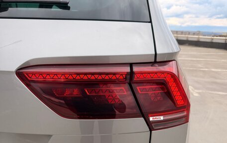 Volkswagen Tiguan II, 2018 год, 2 690 000 рублей, 9 фотография