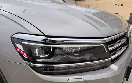 Volkswagen Tiguan II, 2018 год, 2 690 000 рублей, 8 фотография