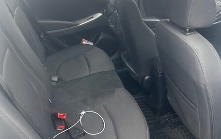 Hyundai Solaris II рестайлинг, 2015 год, 1 250 000 рублей, 12 фотография