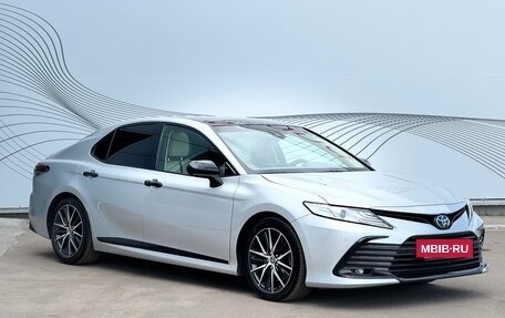 Toyota Camry, 2023 год, 4 650 000 рублей, 5 фотография