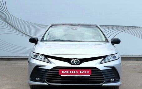 Toyota Camry, 2023 год, 4 650 000 рублей, 2 фотография