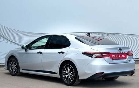 Toyota Camry, 2023 год, 4 650 000 рублей, 6 фотография