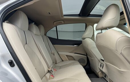 Toyota Camry, 2023 год, 4 650 000 рублей, 17 фотография
