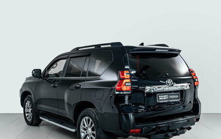 Toyota Land Cruiser Prado 150 рестайлинг 2, 2018 год, 3 319 000 рублей, 6 фотография