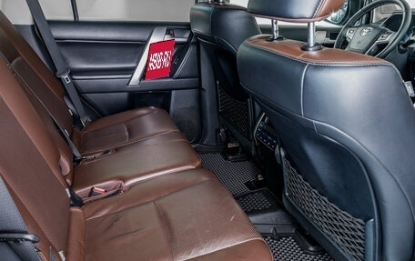 Toyota Land Cruiser Prado 150 рестайлинг 2, 2018 год, 3 319 000 рублей, 11 фотография