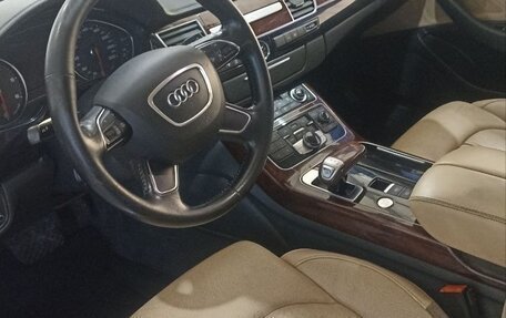 Audi A8, 2011 год, 1 450 000 рублей, 4 фотография