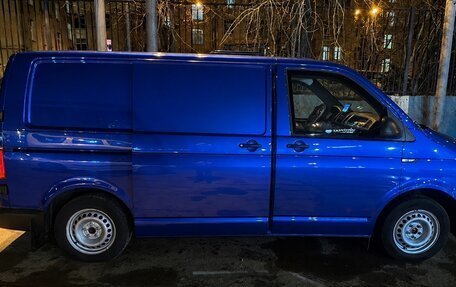 Volkswagen Transporter T6 рестайлинг, 2019 год, 4 000 000 рублей, 11 фотография