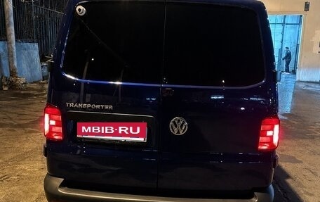 Volkswagen Transporter T6 рестайлинг, 2019 год, 4 000 000 рублей, 12 фотография