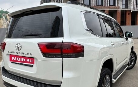 Toyota Land Cruiser, 2022 год, 9 760 000 рублей, 5 фотография