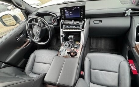 Toyota Land Cruiser, 2022 год, 9 760 000 рублей, 10 фотография