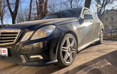 Mercedes-Benz E-Класс, 2010 год, 1 150 000 рублей, 3 фотография