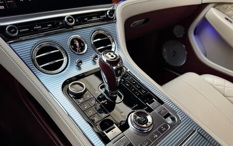Bentley Continental GT III, 2019 год, 24 990 000 рублей, 31 фотография