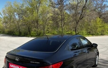 Hyundai Solaris II рестайлинг, 2012 год, 750 000 рублей, 4 фотография
