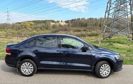 Volkswagen Polo VI (EU Market), 2012 год, 695 000 рублей, 2 фотография